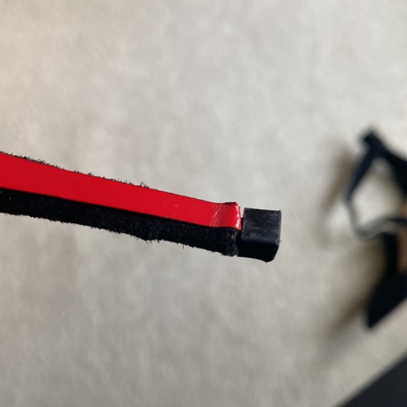 *Auth* Christian Louboutin Pump - Picture 8 of 8